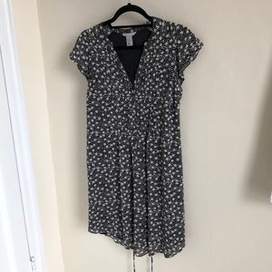 Black and white short sleeve dress